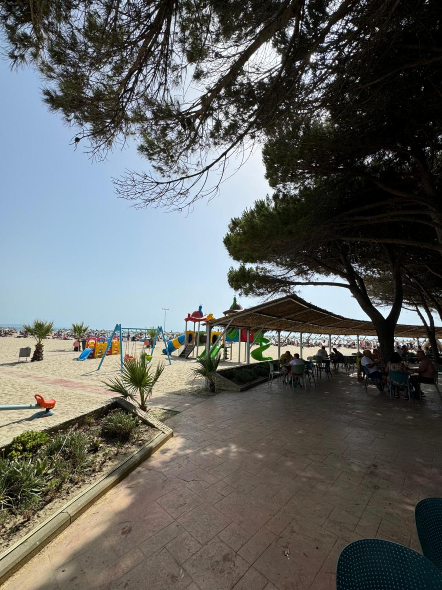 Brand New Apartament Durres Bagian luar foto