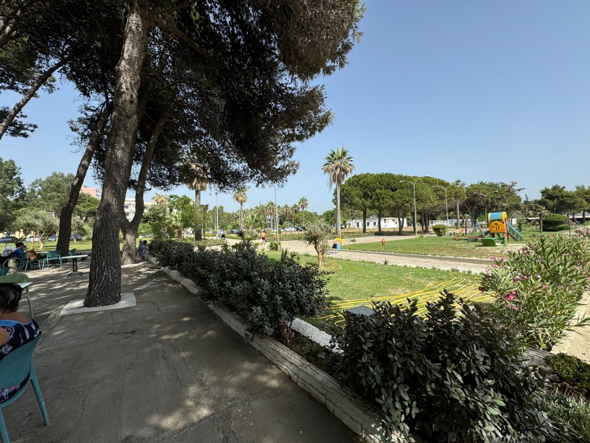 Brand New Apartament Durres Bagian luar foto